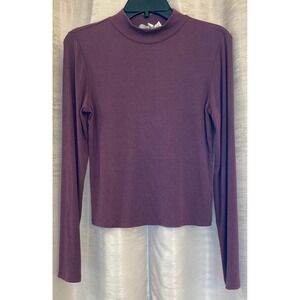 Olive & Oak Long Sleeve Mock Neck Top in Plum
